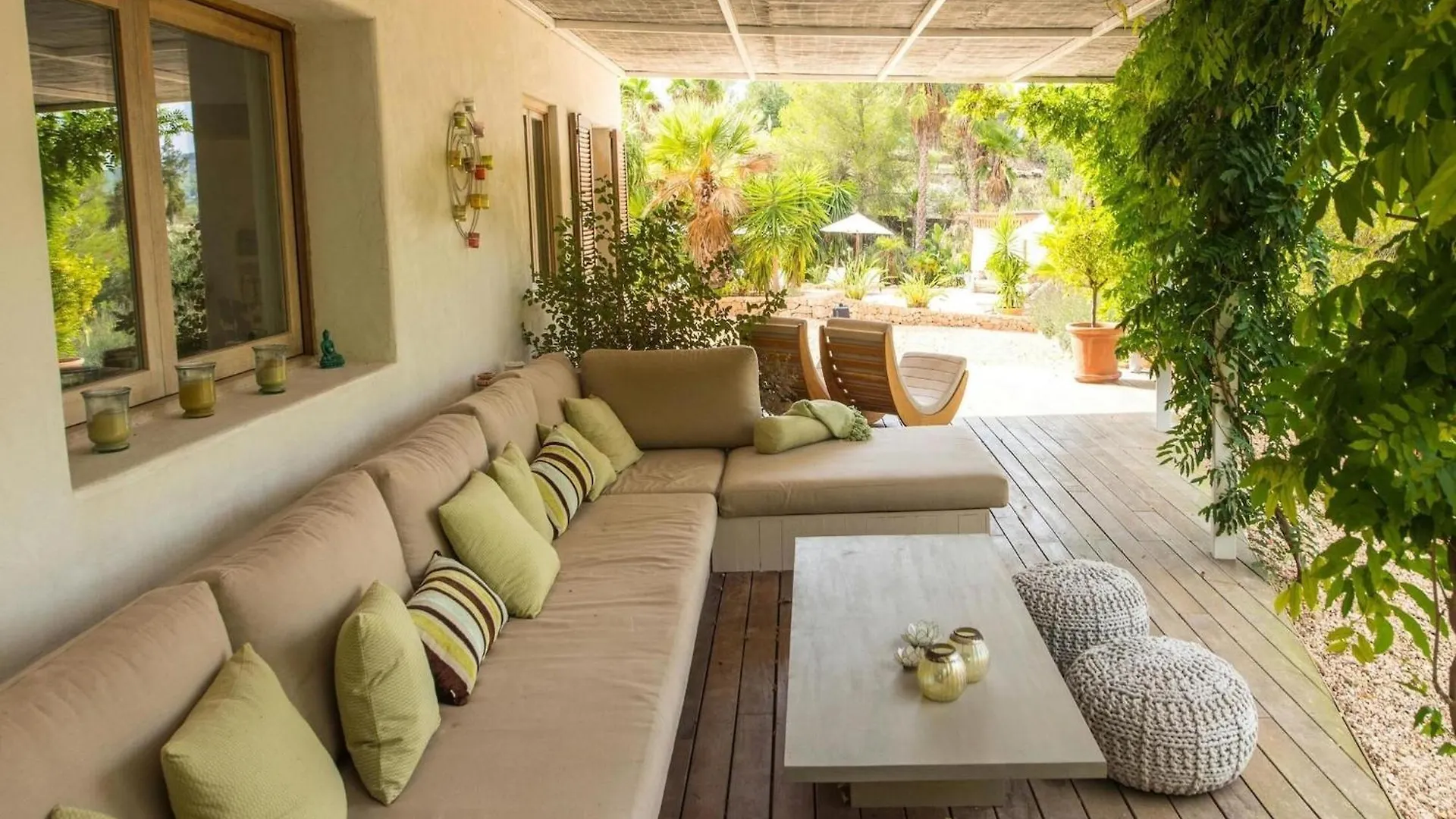 Villa Holiday Home With Wooden-Beamed Patio Santa Gertrudis  Espanha