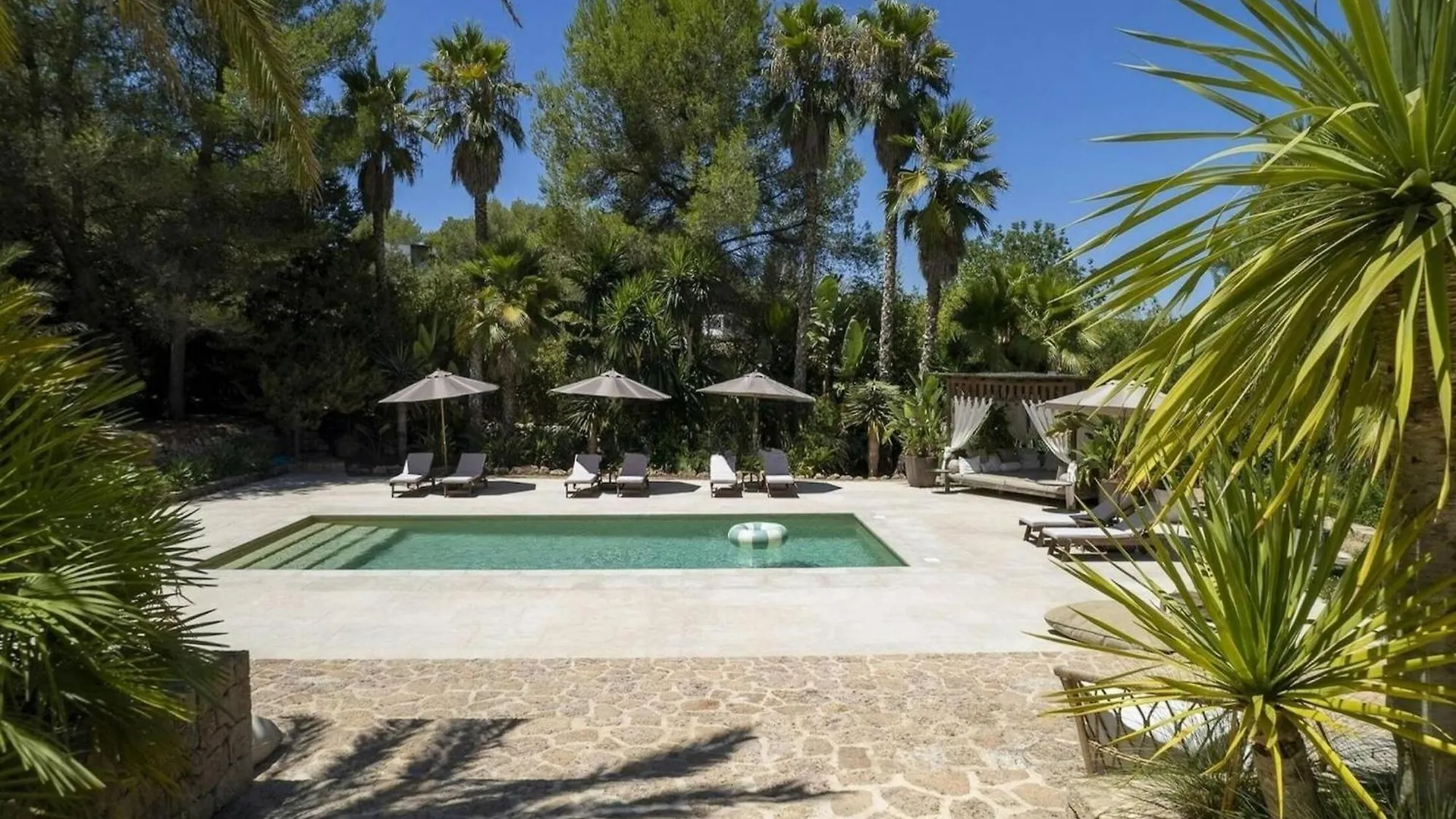 Villa Holiday Home With Wooden-Beamed Patio Santa Gertrudis  Espanha